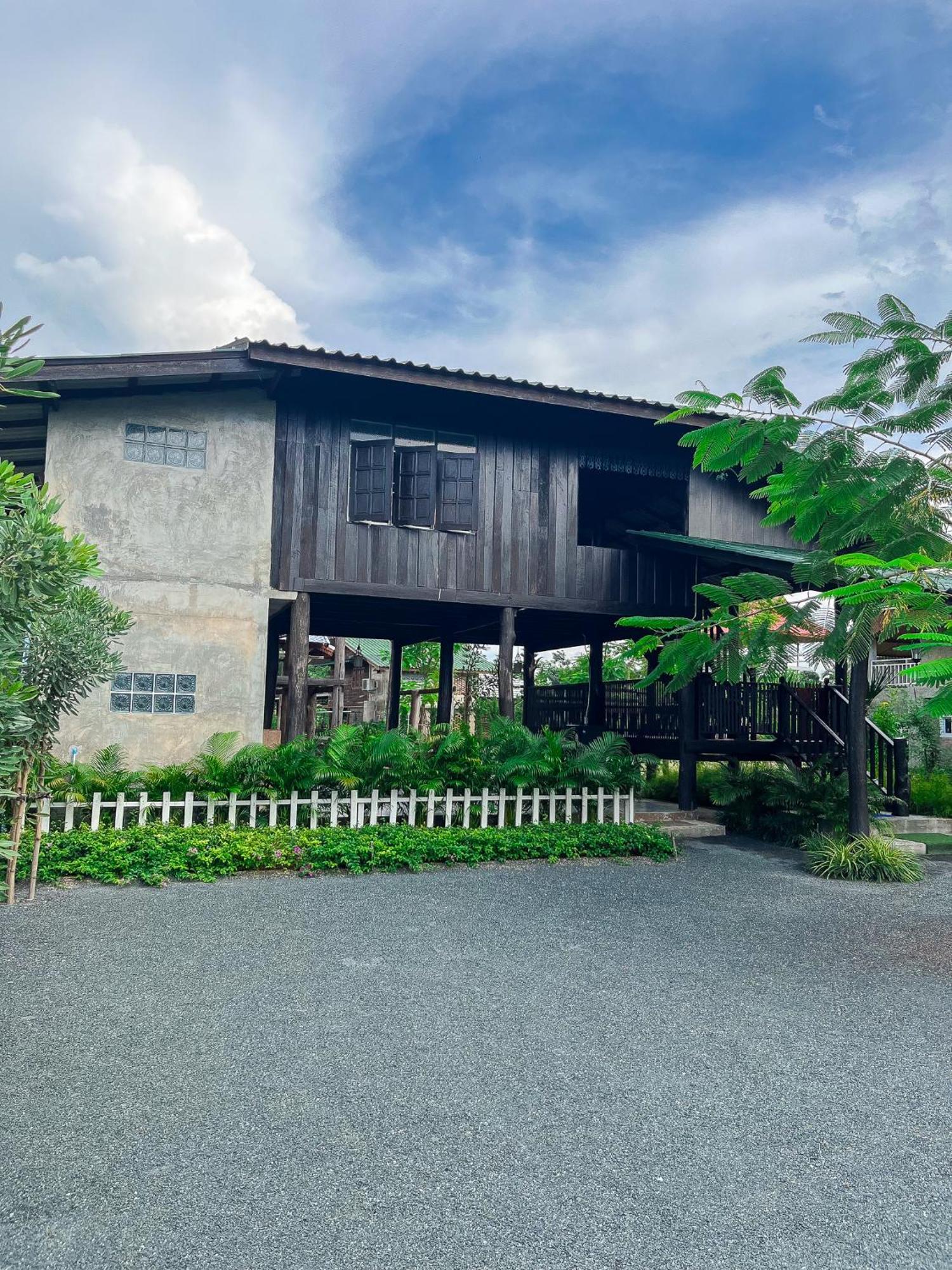 North Pine Forest Homestay บ้านไม้สนโฮมสเตย์ Ban Mae Pong Exterior photo